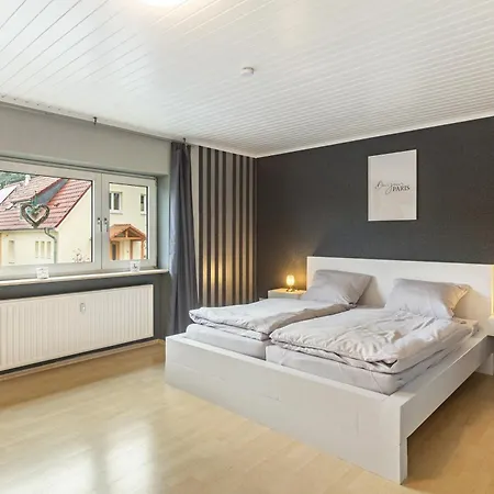 Felsenweg Apartment *
